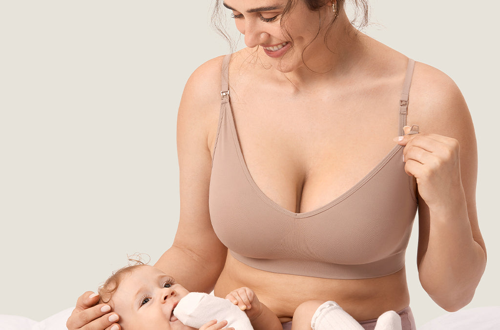 Women's Seamless Soft Knit Nursing Bra Cocoa Beige @model_info:ES4