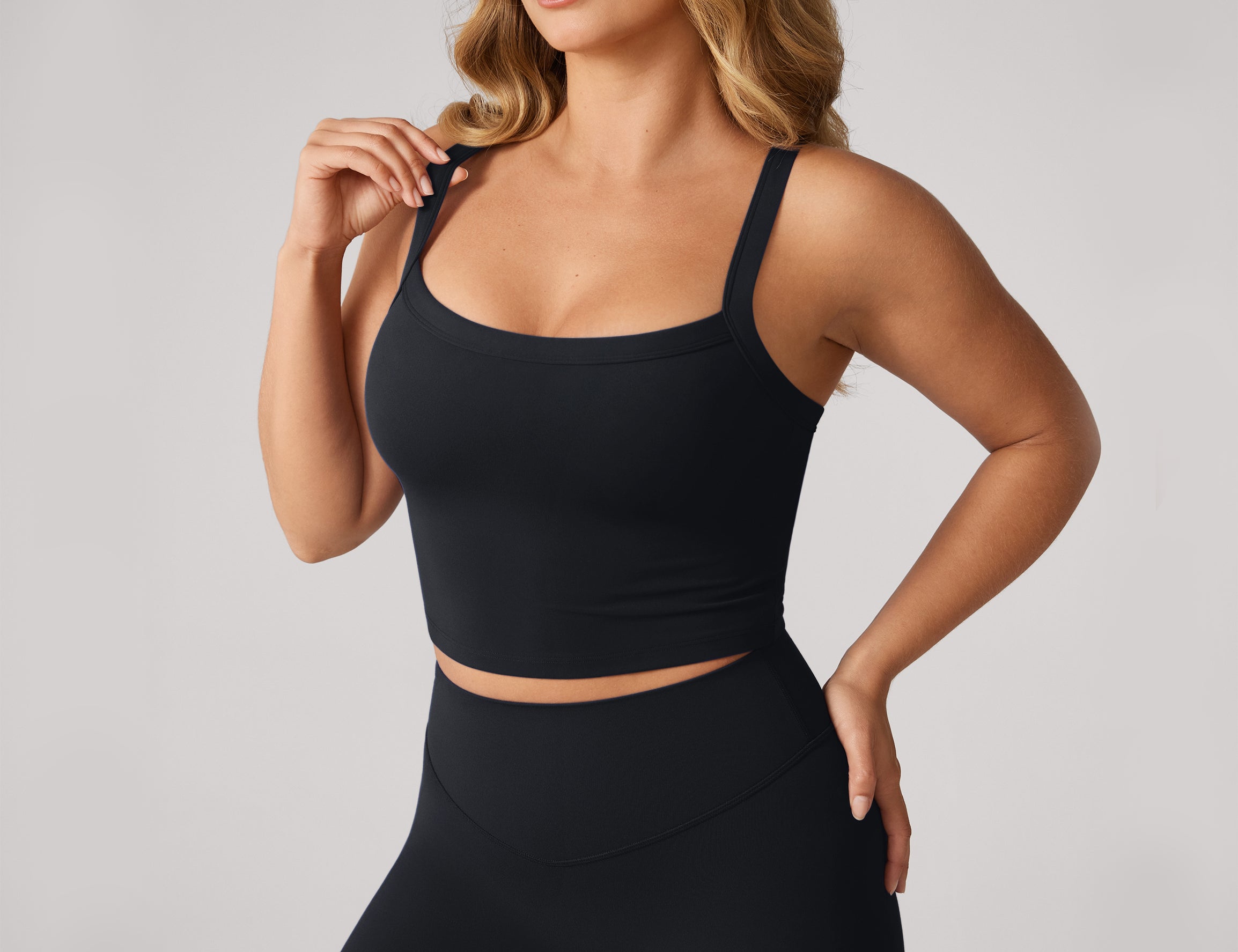 Women's Hugcurve Adjustable Longline Workout Bra Black