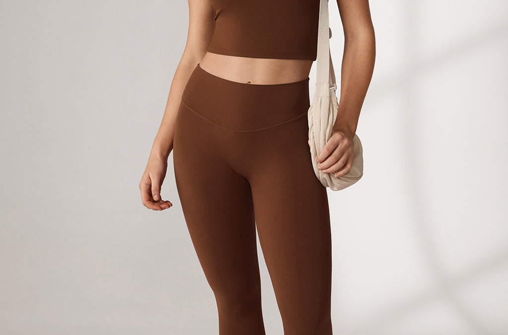 Women's Hugcurve Adjustable Longline Workout Bra Mocha Cocoa