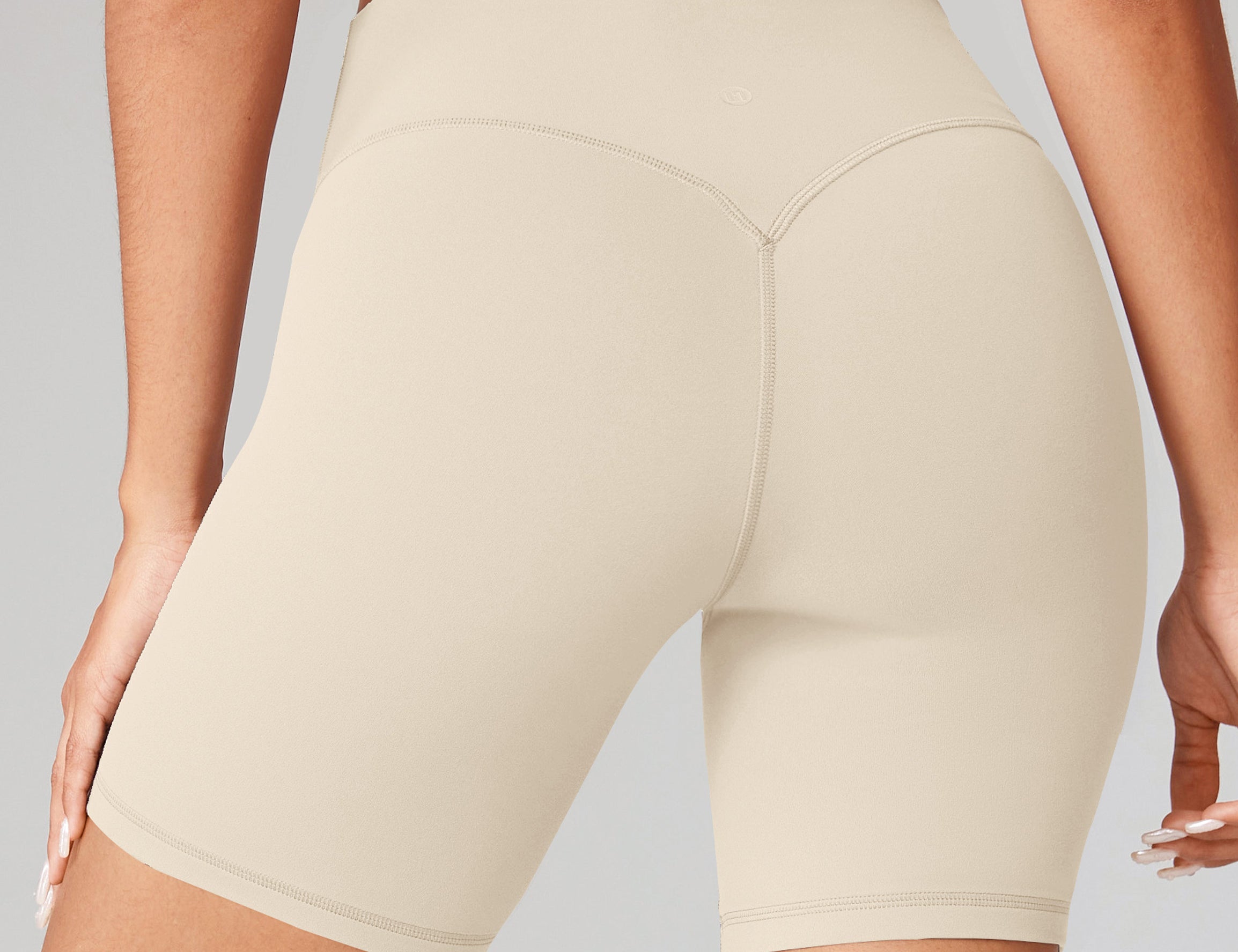 Women's Hugcurve No Front Seam Biker Shorts 6" Black