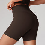 Women's Hugcurve No Front Seam Biker Shorts 6" Black