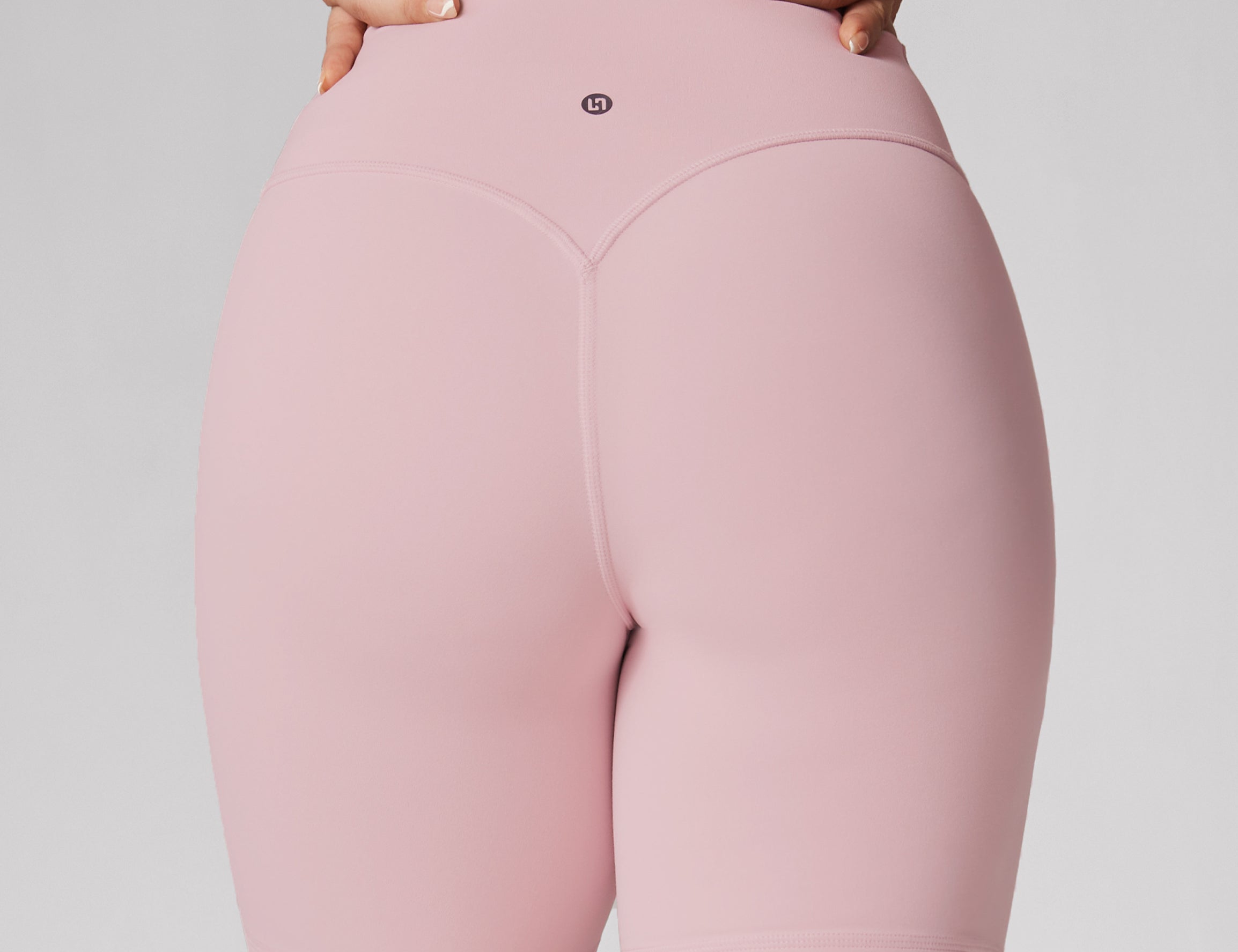 Women's Hugcurve No Front Seam Biker Shorts 6" Concrete