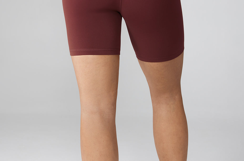 Women's Hugcurve No Front Seam Biker Shorts 6" Clay Brown