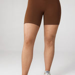Women's Hugcurve No Front Seam Biker Shorts 6" Mocha Cocoa