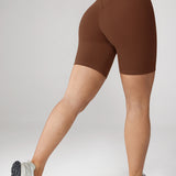 Women's Hugcurve No Front Seam Biker Shorts 6" Mocha Cocoa