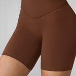 Women's Hugcurve No Front Seam Biker Shorts 6" Mocha Cocoa