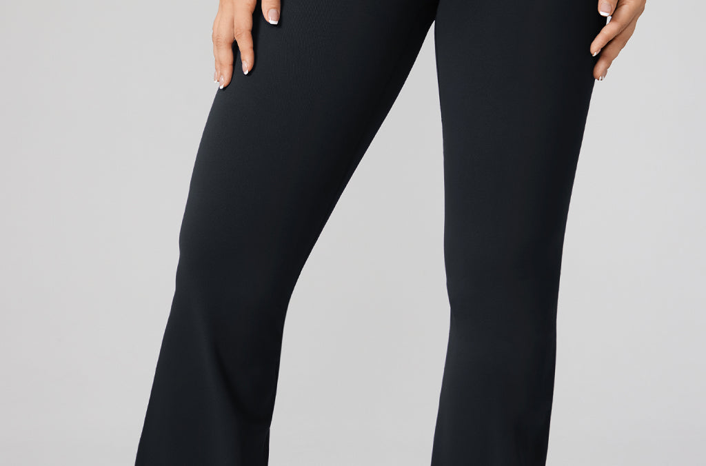 Women's Hugcurve No Front Seam Flare Leggings 31'' Dark Plum