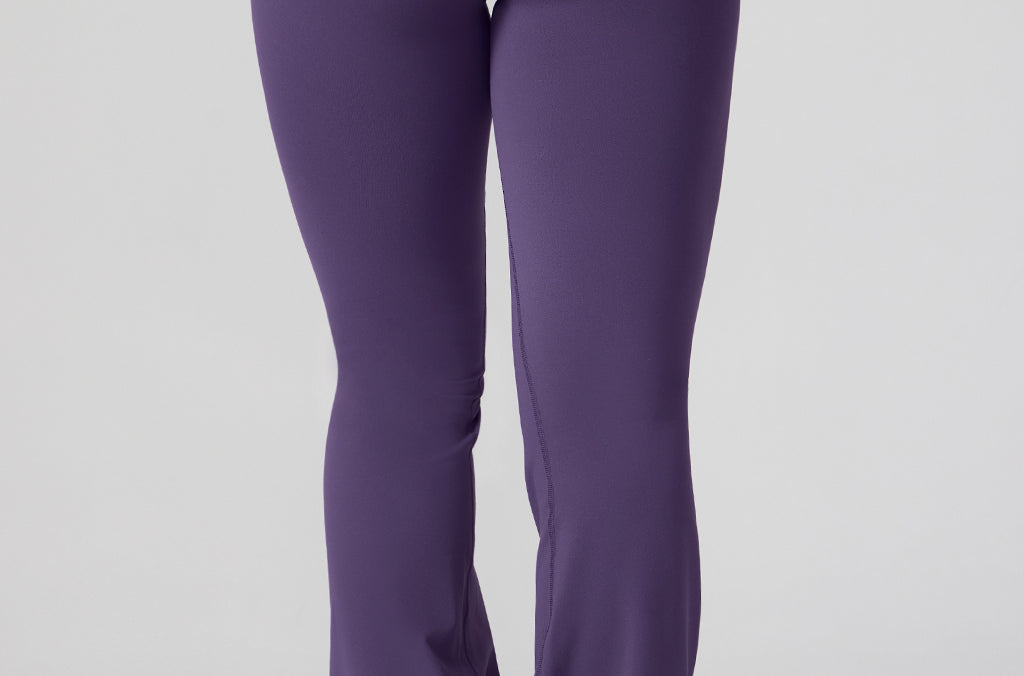 Women's Hugcurve No Front Seam Flare Leggings 31'' Aspen Olive