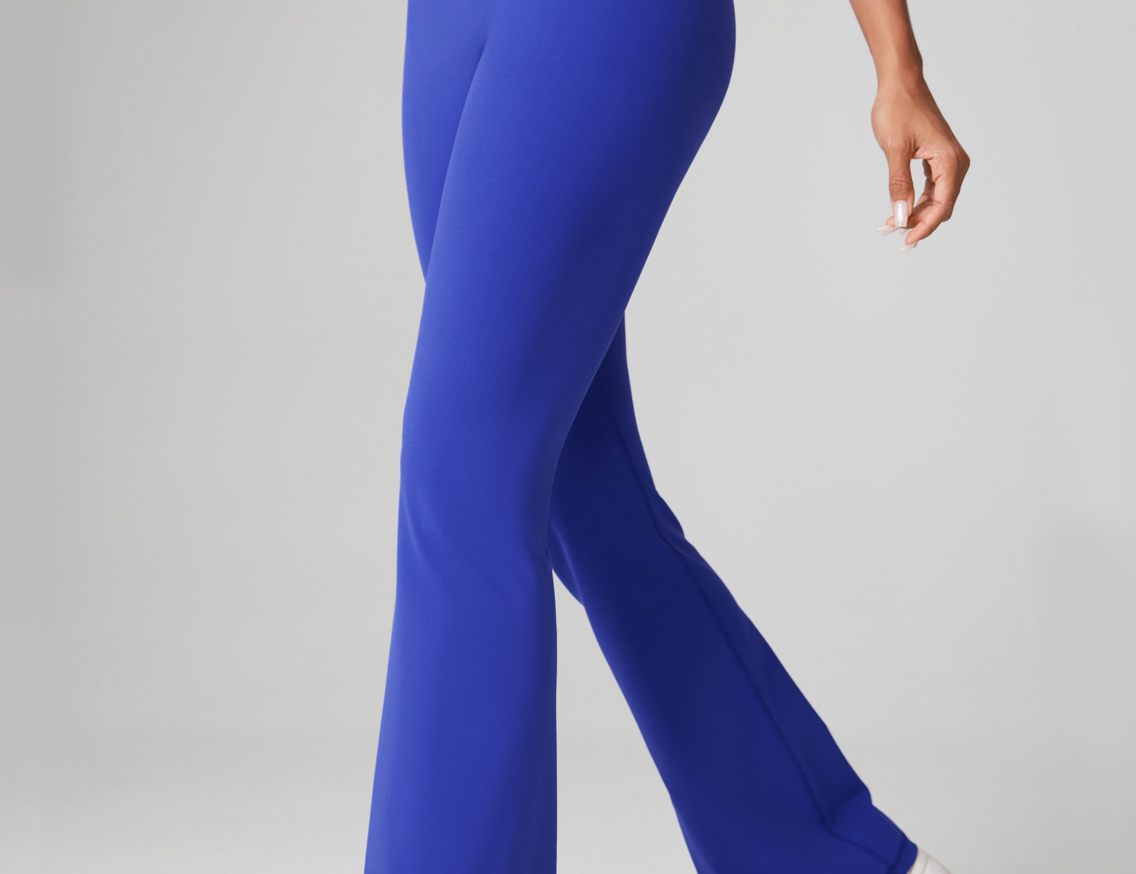 Women's Hugcurve No Front Seam Flare Leggings 31'' Black