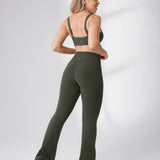 Women's Hugcurve No Front Seam Flare Leggings 31'' Aspen Olive