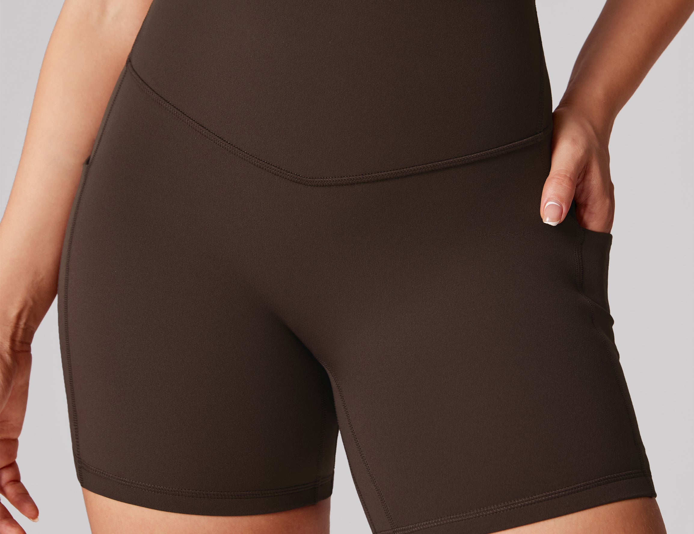 Women's Hugcurve No Front Seam Pockets Shorts 5" Royal Blues